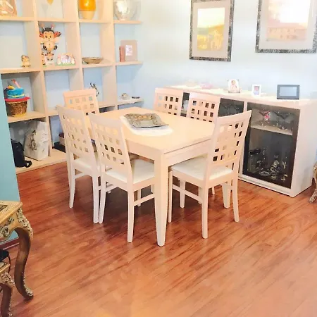 Spacious Near The Promenade!